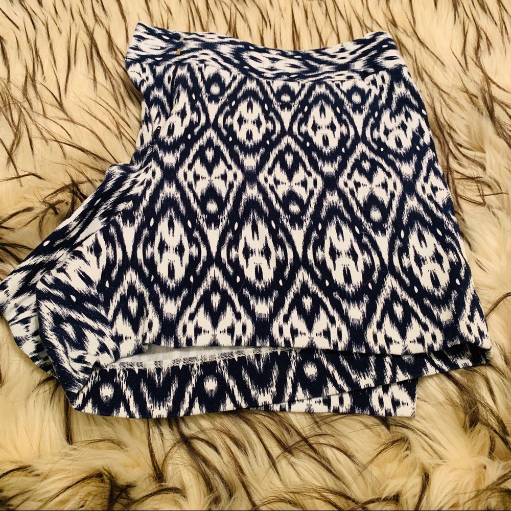 Navy Tribal Print Short